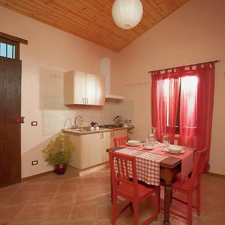 Cozy Holiday In Marche Surrounded By Hills Vakantiehuis